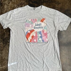 Next Level Apparel Gray 'Keep Dreamin'' Tee